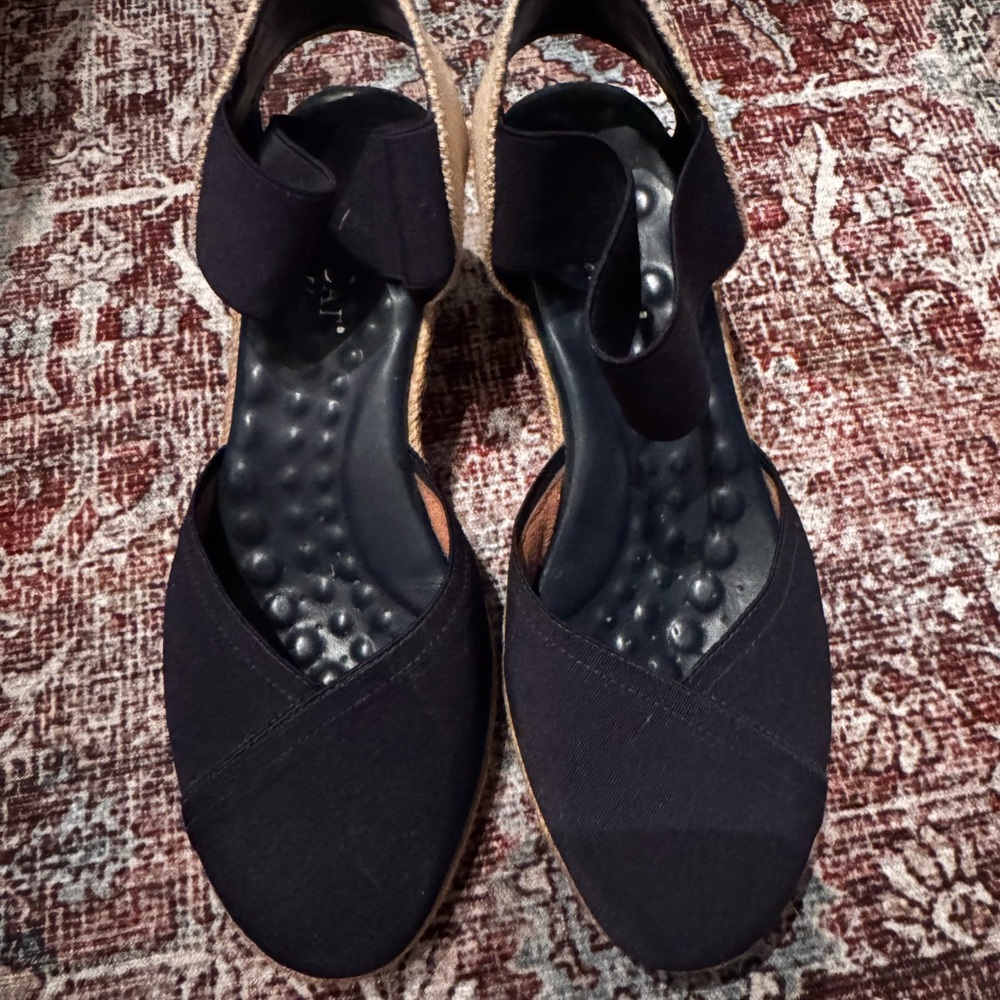 Chic Navy Blue Espadrilles with Bow Accent